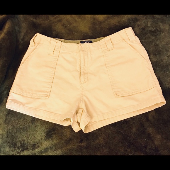 OCI KHAKI SHORTS - Picture 1 of 3